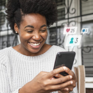 Nous créons du contenu pertinent et engageant pour renforcer votre communauté et développer votre visibilité en ligne.